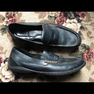 Born black leather comfortable loafers